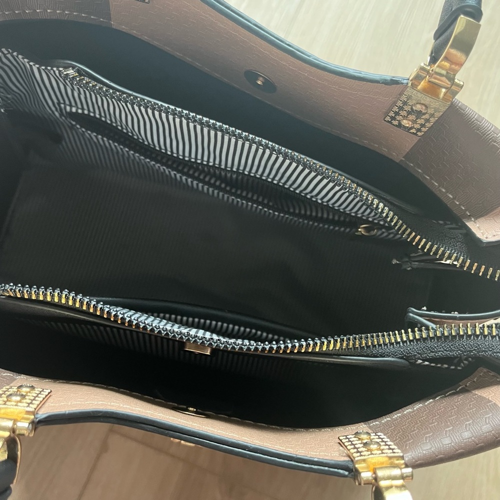 Geometric Purse - Picture 6 of 6